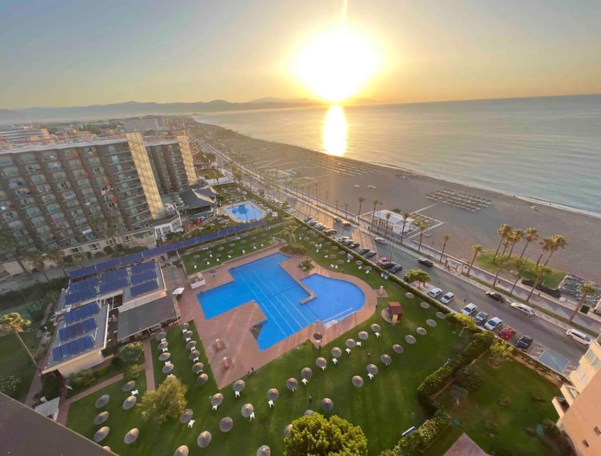Playamar Waterfront Exclusive Apartment And Views Tower 2 Fl 14 Torremolinos Dış mekan fotoğraf