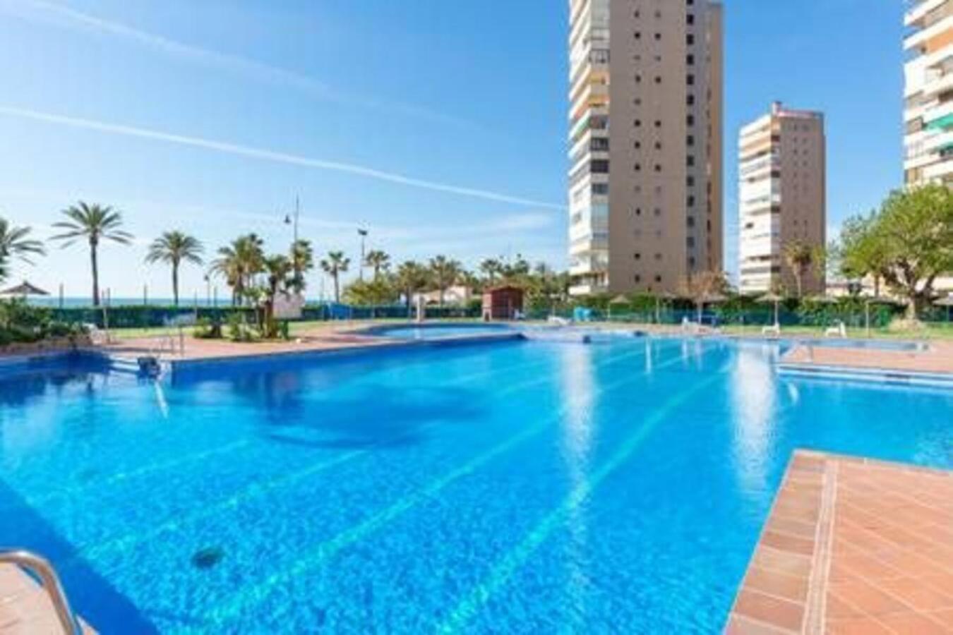 Playamar Waterfront Exclusive Apartment And Views Tower 2 Fl 14 Torremolinos Dış mekan fotoğraf